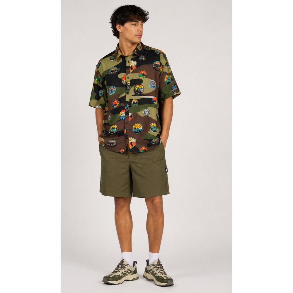 Public Supply Co Button Front Camp Shirt Mens XL Camo Print Hiking Patches Print